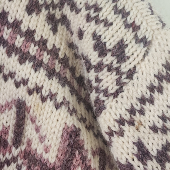 Vintage DALE OF NORWAY Sz 42 Ski Nordic Fair Isle Purple Wool Sweater READ FLAWS - Picture 6 of 9